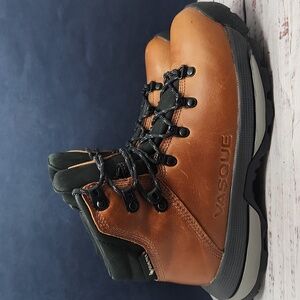 VASQUE  St Elias Gore-Tex Waterproof Hiking Boots Women's 8